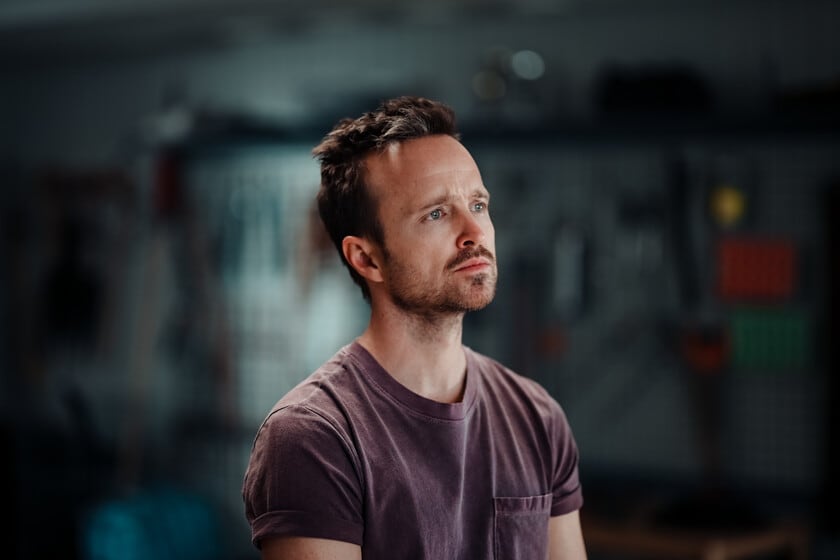 Aaron Paul quedó casi fuera de Clayface y la película ganó con ese recorte